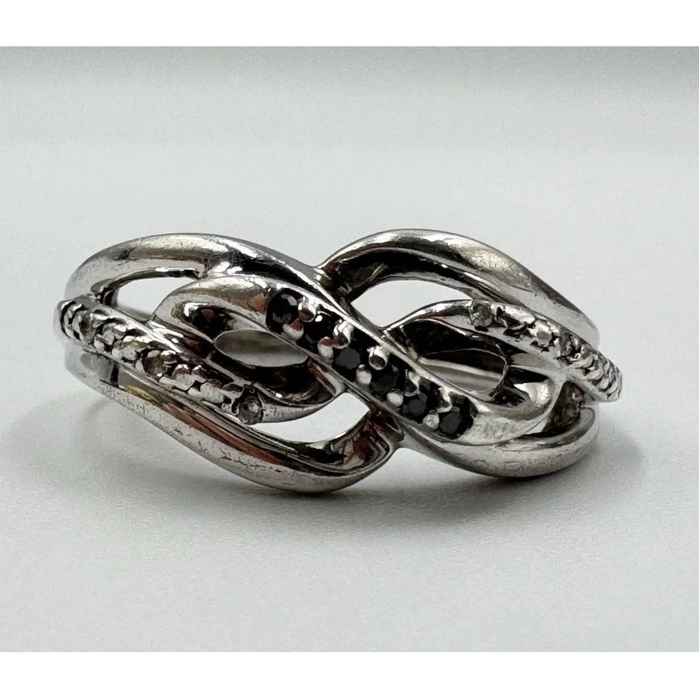 Sterling Silver 925‎ Clear & Black Diamond Crossover Anniversary Ring Size 7